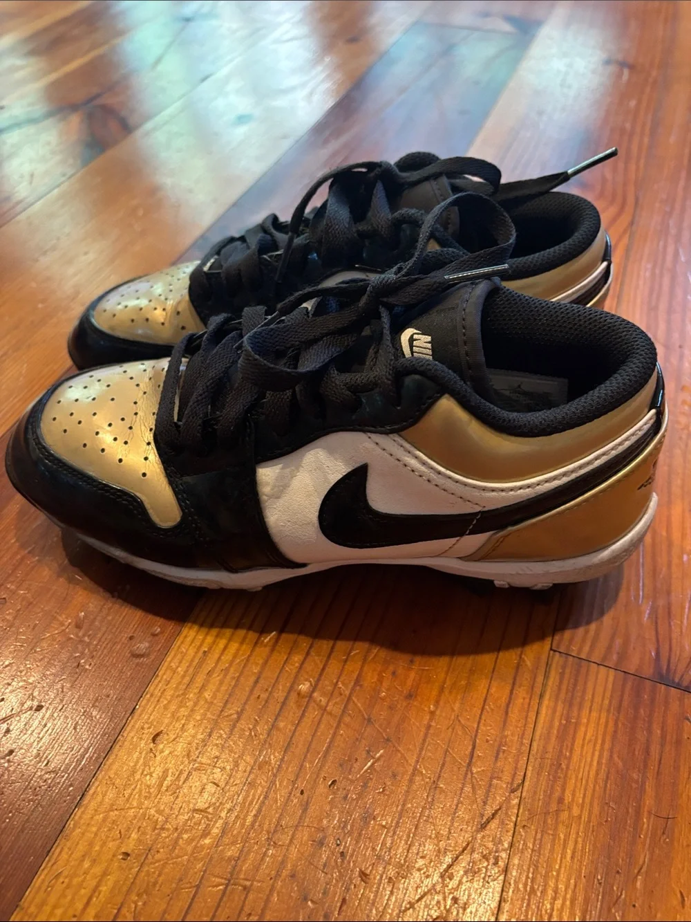 Nike Jordan 1 Low Cleat Youth 4.5